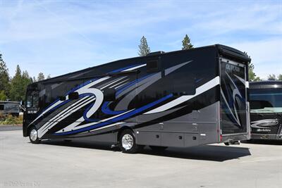2023 Thor Outlaw 38MB   - Photo 2 - Grass Valley, CA 95945-5207