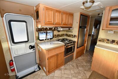 2008 Jayco Melbourne 26A   - Photo 6 - Grass Valley, CA 95945-5207