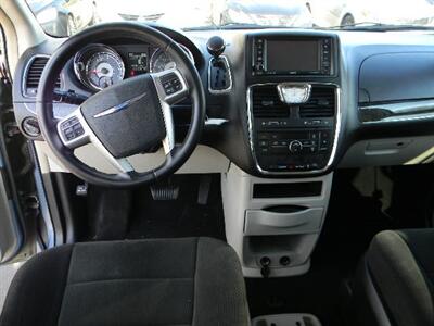 2012 Chrysler Town and Country Touring  25 MPG - Photo 10 - Joliet, IL 60436