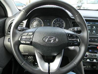 2020 Hyundai Elantra Value Edition  40 MPG - Photo 26 - Joliet, IL 60436