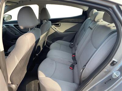 2013 Hyundai ELANTRA GLS  38 MPG - Photo 11 - Joliet, IL 60436