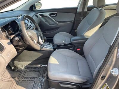 2013 Hyundai ELANTRA GLS  38 MPG - Photo 10 - Joliet, IL 60436