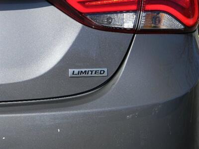 2014 Hyundai Elantra Limited  37 MPG - Photo 9 - Joliet, IL 60436