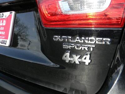 2015 Mitsubishi Outlander Sport SE  30 MPG - Photo 9 - Joliet, IL 60436