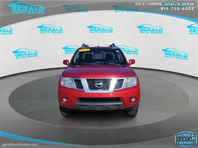 2015 Nissan Frontier PRO-4X   - Photo 2 - Joliet, IL 60436