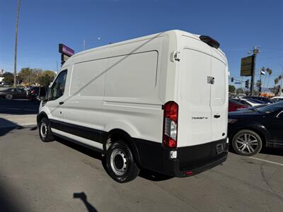 2020 Ford Transit 150   - Photo 5 - Winnetka, CA 91306