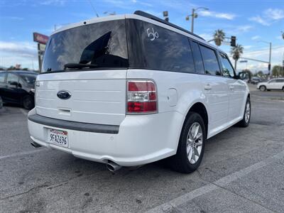 2014 Ford Flex SE  Detail Is Pending See MANAGER/ More Pictures coming SOON - Photo 4 - Winnetka, CA 91306