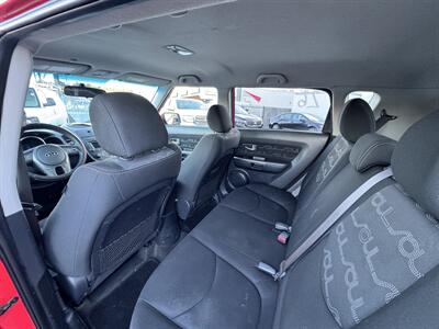 2012 Kia Soul !   - Photo 8 - Winnetka, CA 91306