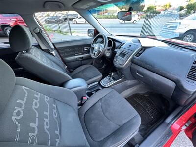 2012 Kia Soul !   - Photo 15 - Winnetka, CA 91306