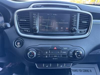 2017 Kia Sorento SX V6   - Photo 18 - Winnetka, CA 91306