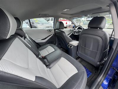 2020 Hyundai IONIQ Hybrid Limited   - Photo 18 - Winnetka, CA 91306