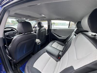 2020 Hyundai IONIQ Hybrid Limited   - Photo 12 - Winnetka, CA 91306