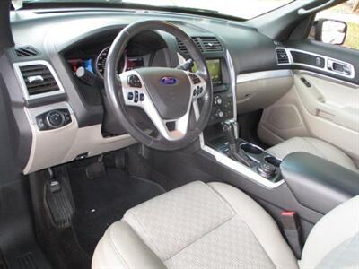 2012 Ford Explorer XLT   - Photo 15 - Edison, NJ 08817