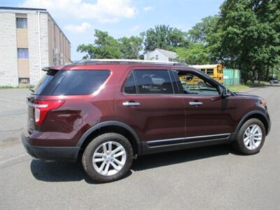 2012 Ford Explorer XLT   - Photo 8 - Edison, NJ 08817