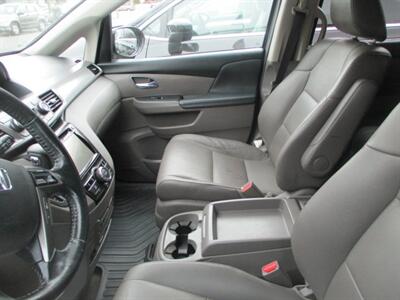 2015 Honda Odyssey Touring   - Photo 7 - Edison, NJ 08817