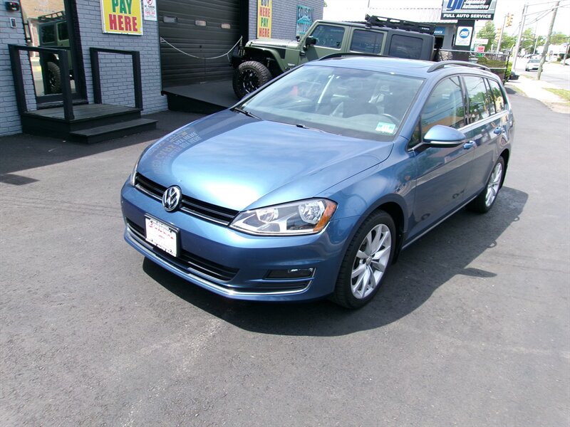 2017 Volkswagen Golf SportWagen S