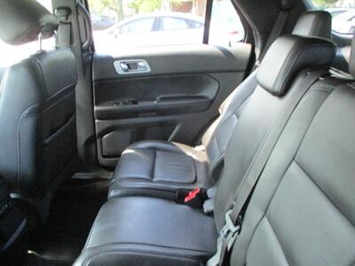 2014 Ford Explorer XLT   - Photo 8 - Edison, NJ 08817