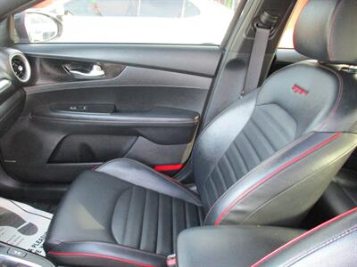 2021 Kia Forte GT   - Photo 13 - Bell, CA 90201