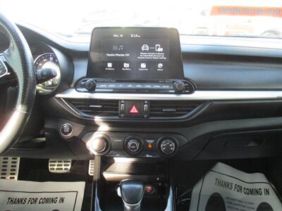 2021 Kia Forte GT   - Photo 23 - Bell, CA 90201