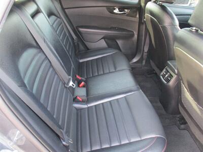 2021 Kia Forte GT   - Photo 16 - Bell, CA 90201