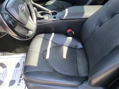 2022 Toyota Camry XSE   - Photo 11 - Bell, CA 90201