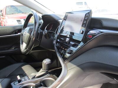 2022 Toyota Camry XSE   - Photo 19 - Bell, CA 90201