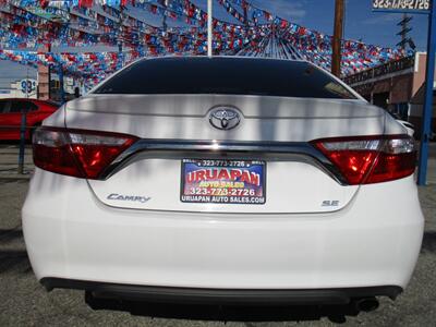 2016 Toyota Camry SE   - Photo 7 - Bell, CA 90201