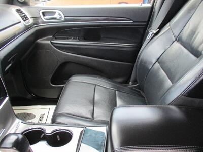 2021 Jeep Grand Cherokee Limited   - Photo 13 - Bell, CA 90201