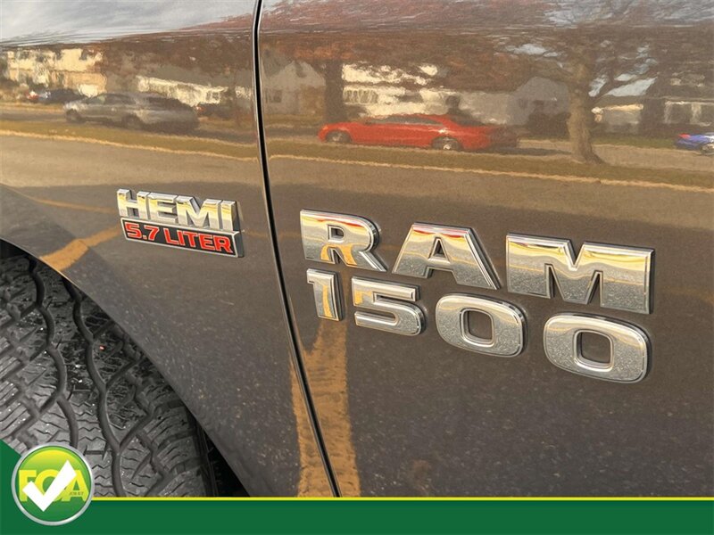 2016 RAM 1500 Big Horn photo