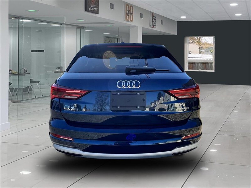 2020 Audi Q3 Premium quattro photo