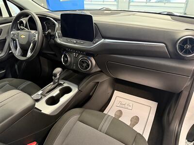 2023 Chevrolet Blazer LT   - Photo 10 - Grand Rapids, MI 49504