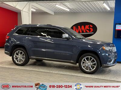 2019 Jeep Grand Cherokee Summit   - Photo 1 - Grand Rapids, MI 49504
