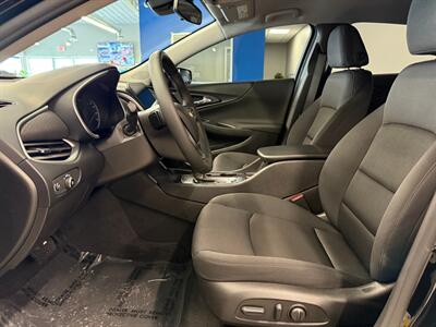 2023 Chevrolet Malibu RS - Photo 12 - Grand Rapids, MI 49504