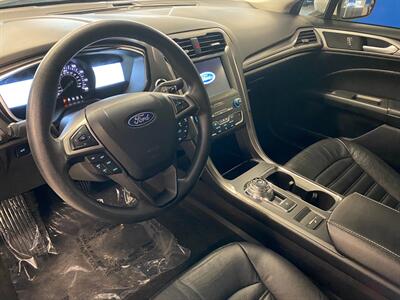 2020 Ford Fusion SE   - Photo 19 - Grand Rapids, MI 49504