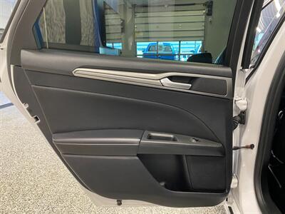 2020 Ford Fusion SE   - Photo 18 - Grand Rapids, MI 49504