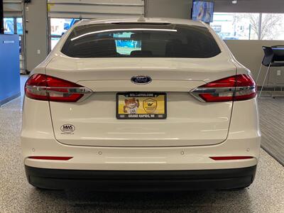 2020 Ford Fusion SE   - Photo 6 - Grand Rapids, MI 49504