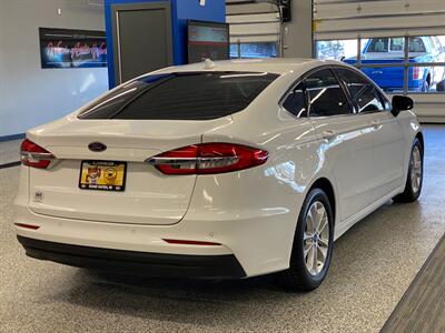 2020 Ford Fusion SE   - Photo 7 - Grand Rapids, MI 49504