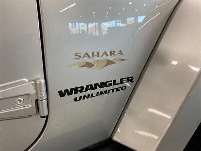 2012 Jeep Wrangler Unlimited Sahara   - Photo 12 - Grand Rapids, MI 49504