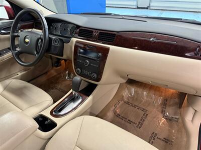2011 Chevrolet Impala LT   - Photo 12 - Grand Rapids, MI 49504