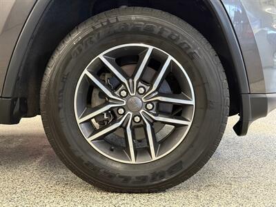 2019 Jeep Grand Cherokee Limited   - Photo 10 - Grand Rapids, MI 49504