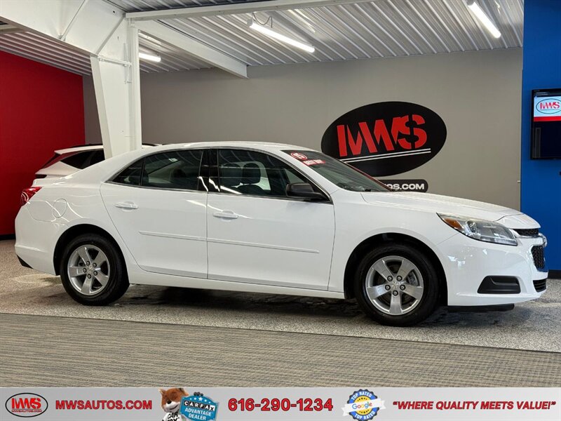 2015 Chevrolet Malibu LS  