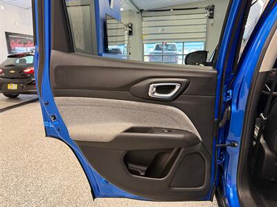 2022 Jeep Compass Latitude   - Photo 18 - Grand Rapids, MI 49504