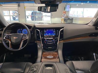 2016 Cadillac Escalade ESV Luxury Collection   - Photo 38 - Grand Rapids, MI 49504