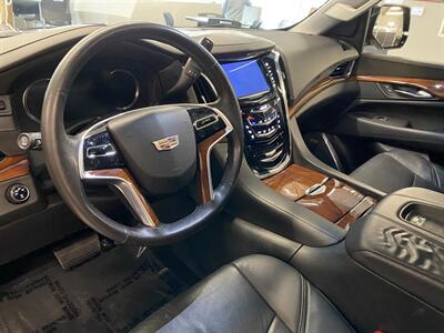 2016 Cadillac Escalade ESV Luxury Collection   - Photo 30 - Grand Rapids, MI 49504