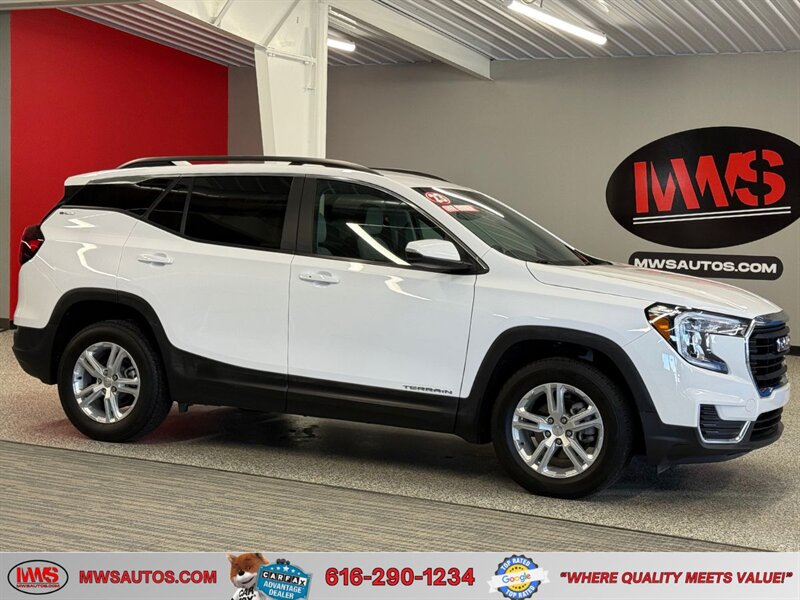 2023 GMC Terrain SLE  