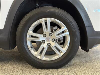 2023 GMC Terrain SLE - Photo 9 - Grand Rapids, MI 49504