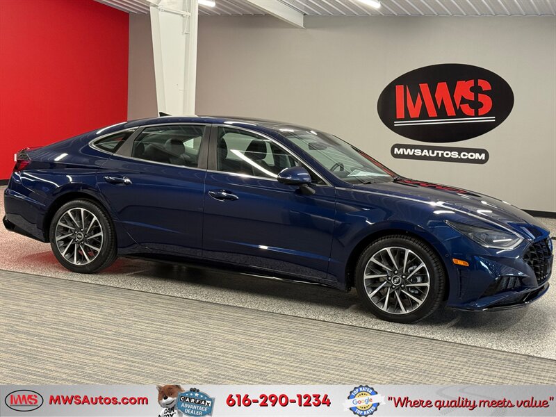 2022 Hyundai SONATA Limited  