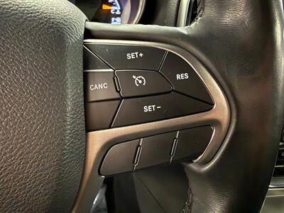 2019 Jeep Grand Cherokee Laredo   - Photo 35 - Grand Rapids, MI 49504