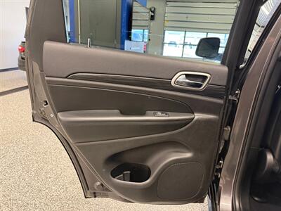 2019 Jeep Grand Cherokee Laredo   - Photo 23 - Grand Rapids, MI 49504