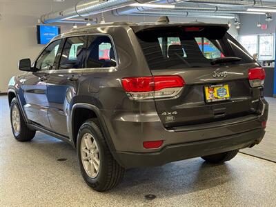 2019 Jeep Grand Cherokee Laredo   - Photo 5 - Grand Rapids, MI 49504